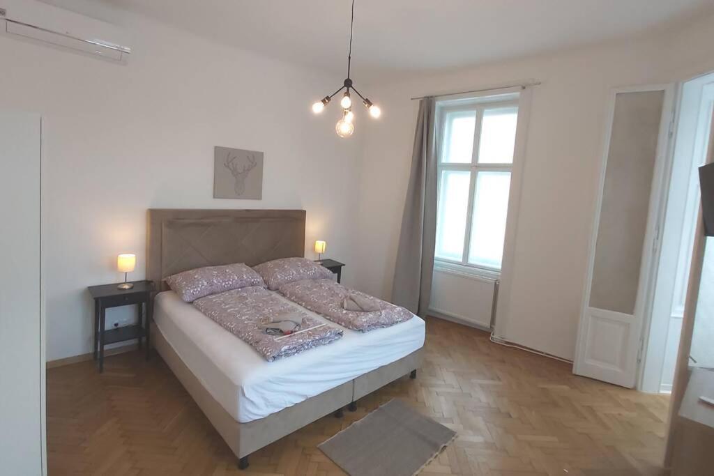 Lovely New 2 Bedroom Near Hannovamarkt ウィーン エクステリア 写真